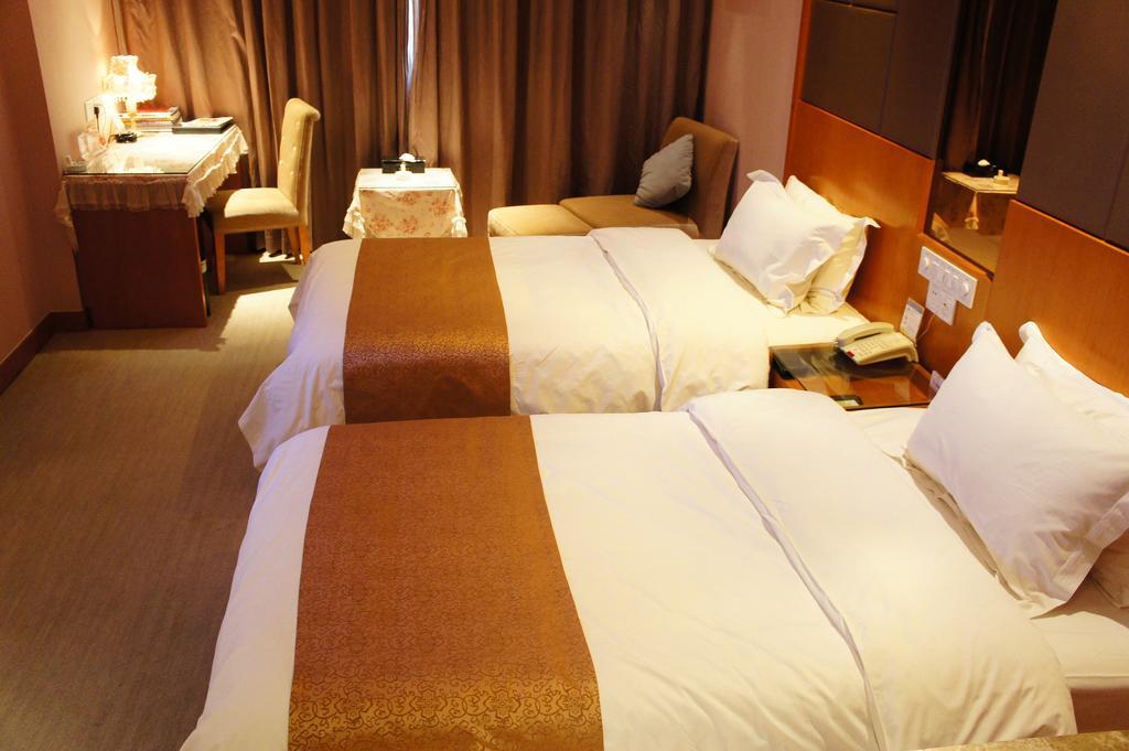 Oriental Hotel Tong Xiang Цзясин Номер фото