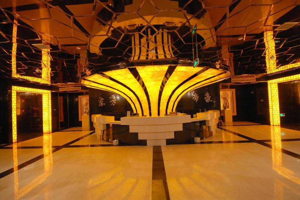 Oriental Hotel Tong Xiang Цзясин Экстерьер фото
